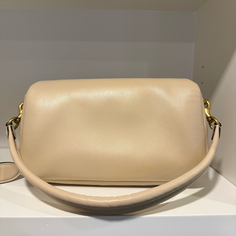 Coach Tabby Pillow 26 Hobo Bag Ivory Leather Adjustable Crossbody - Picture 9 of 13